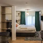 April 公寓 布加勒斯特