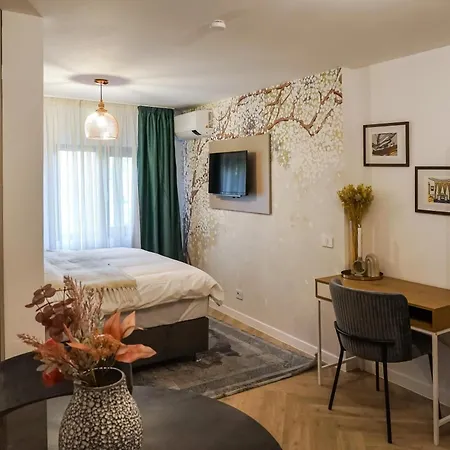 Apartment April